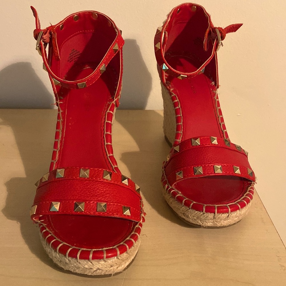 Beautiful Marc Fisher wedge sandal